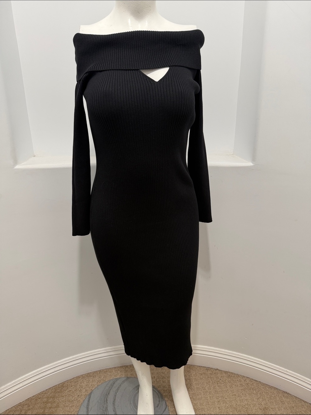 ASTR The Label XL Black Ribbed Knit Off Shoulder Cutout Bodycon Midi Dress